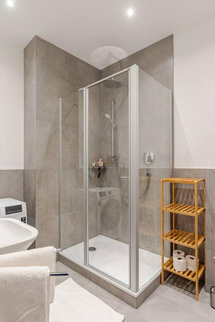 Appartement Loreley Am Rhein, Moderne & Vollausgestatte 40qm, Kueche, Netflix, Wm Koblenz (Rhineland-Palatinate)